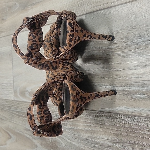 Charles David 6 1/2 Vinnie Knotted Slingback Leopard Print Stiletto Sandal - Picture 7 of 8